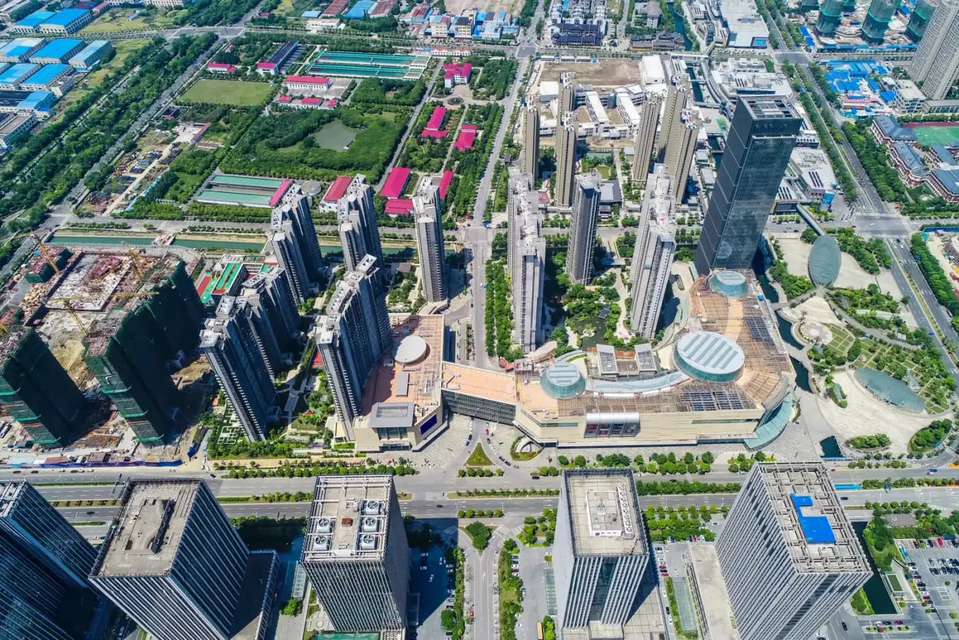 Aerial view of high-rise condominium and office buildings served by Tenth Rock